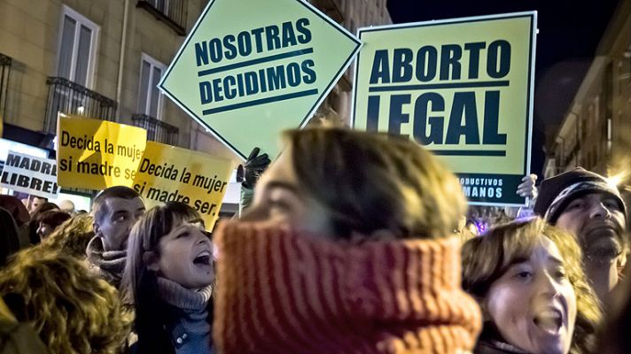 Telediario 1 - Telediario matinal en 4' 21/12/2013