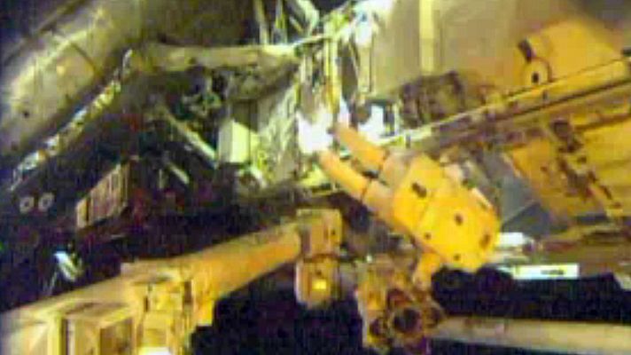 Telediario 1 - Paseo espacial en la EEI