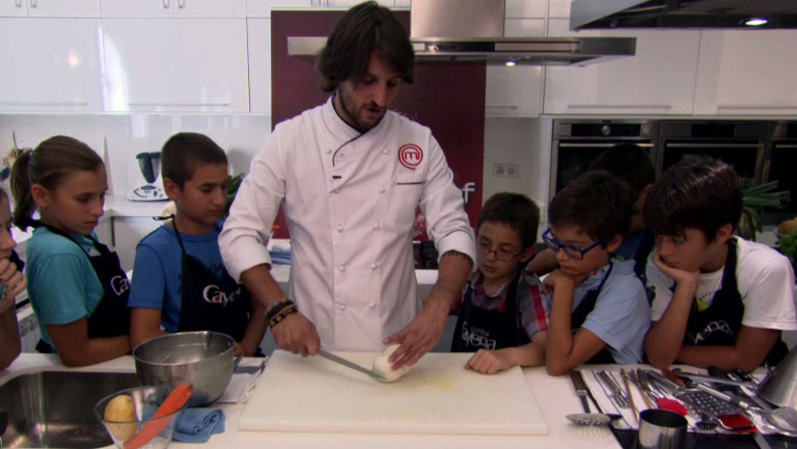 MasterChef Junior - Clase de cortes y manejo de utensilios