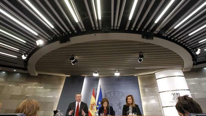 Telediario 1 - Consejo de Ministros luz y salario