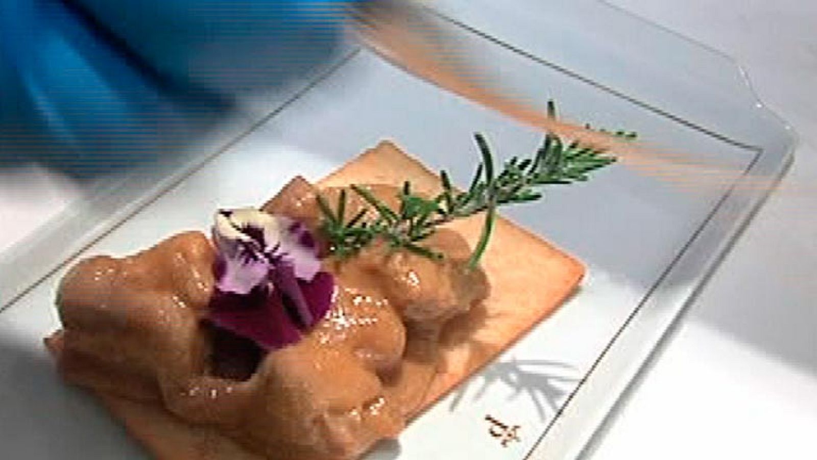 España Directo- Cabrito con frutas frescas