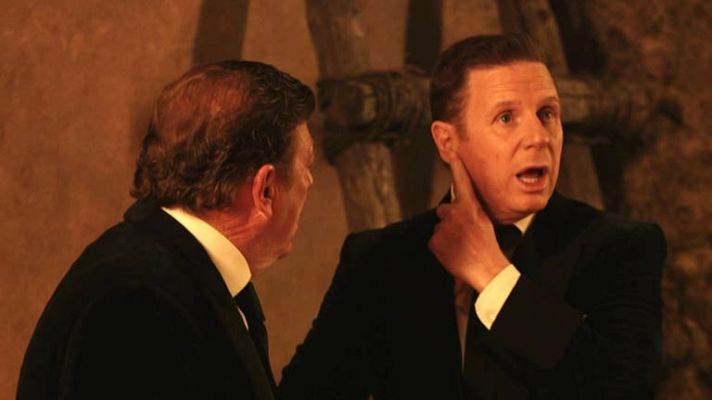 Especiales de Navidad - De viaje al cotillón