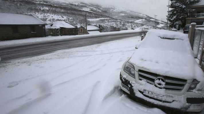 El tiempo - Nevadas en la mitad norte de la Península