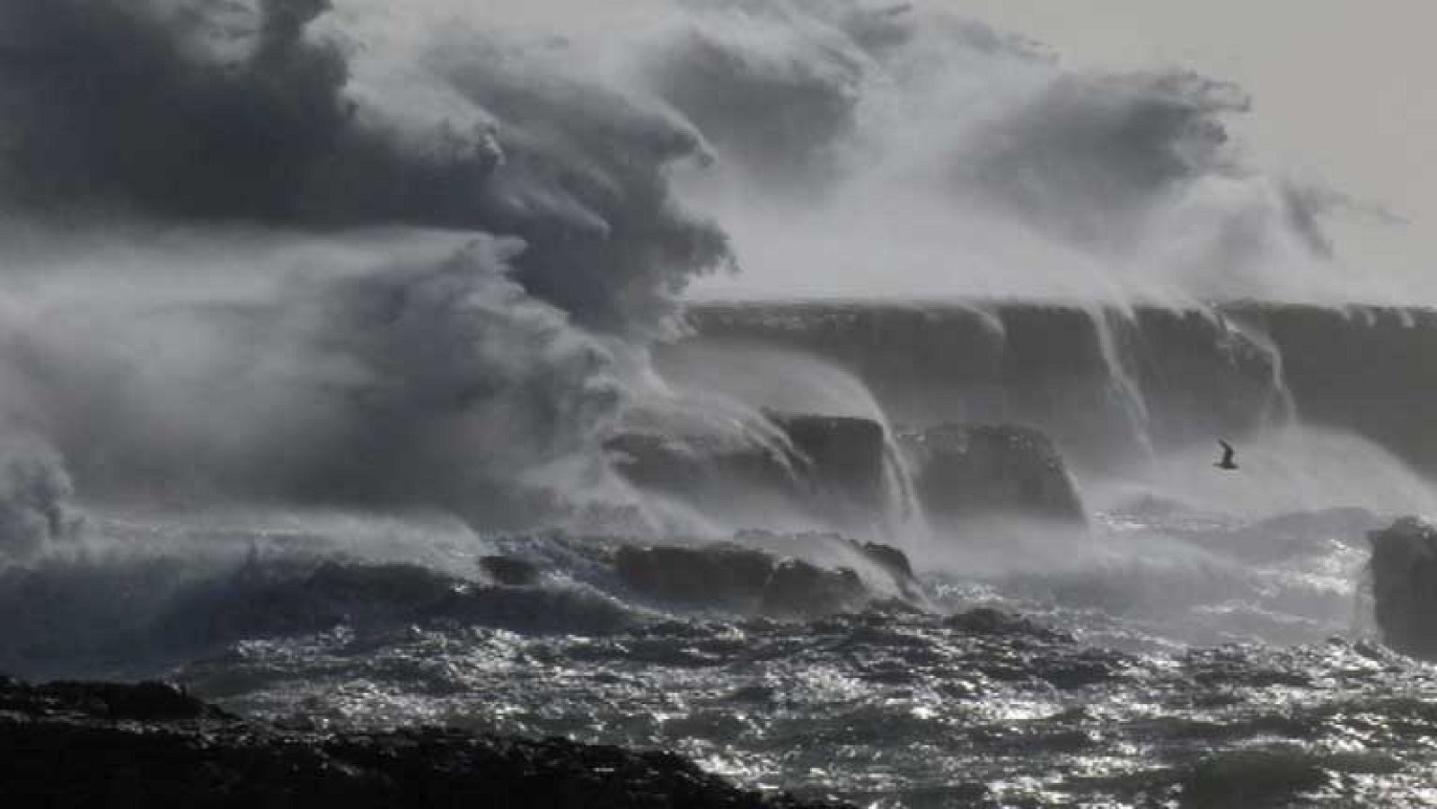 El primer temporal del año deja mañana a casi toda España en alerta por viento, nieve y precipitaciones