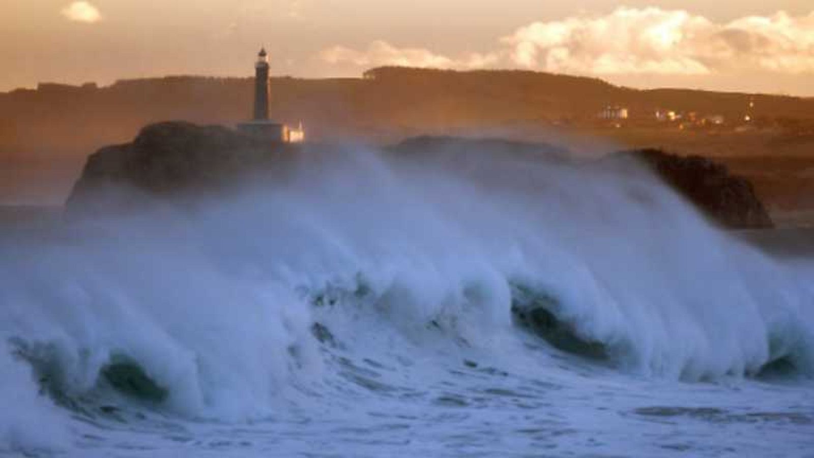 Telediario - 15 horas - 04/01/14 - Ver ahora