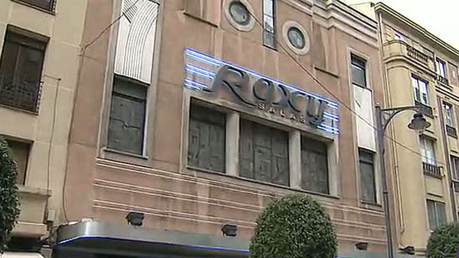 Cierra el cine Roxy, el más antiguo de Valladolid | Ver