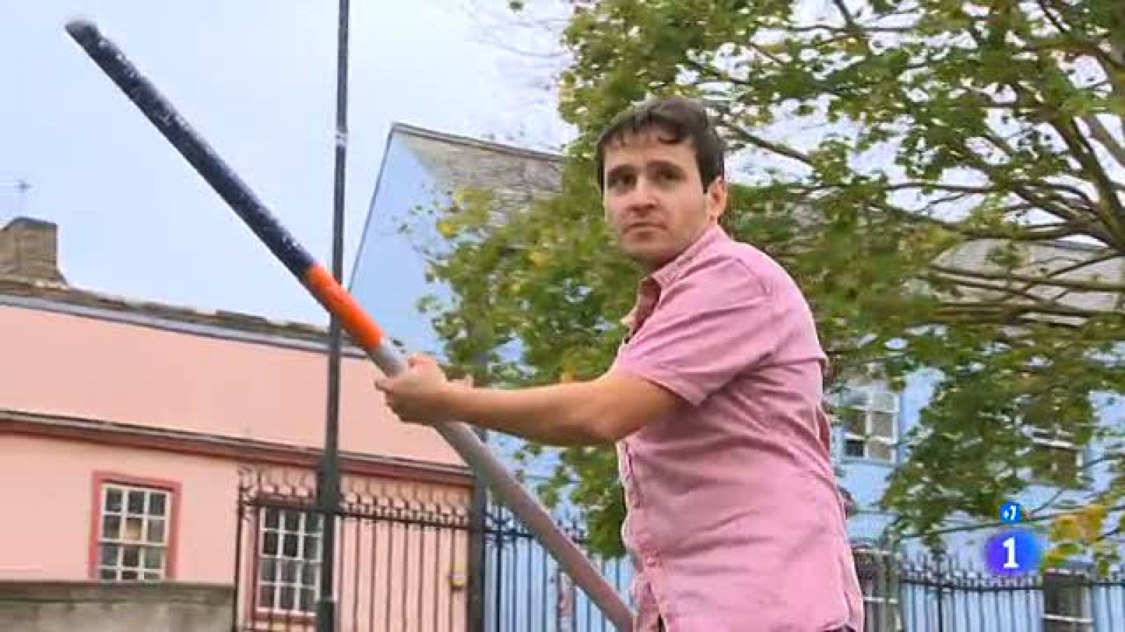 Españoles en el mundo - Cambridge - Ismael | Ver