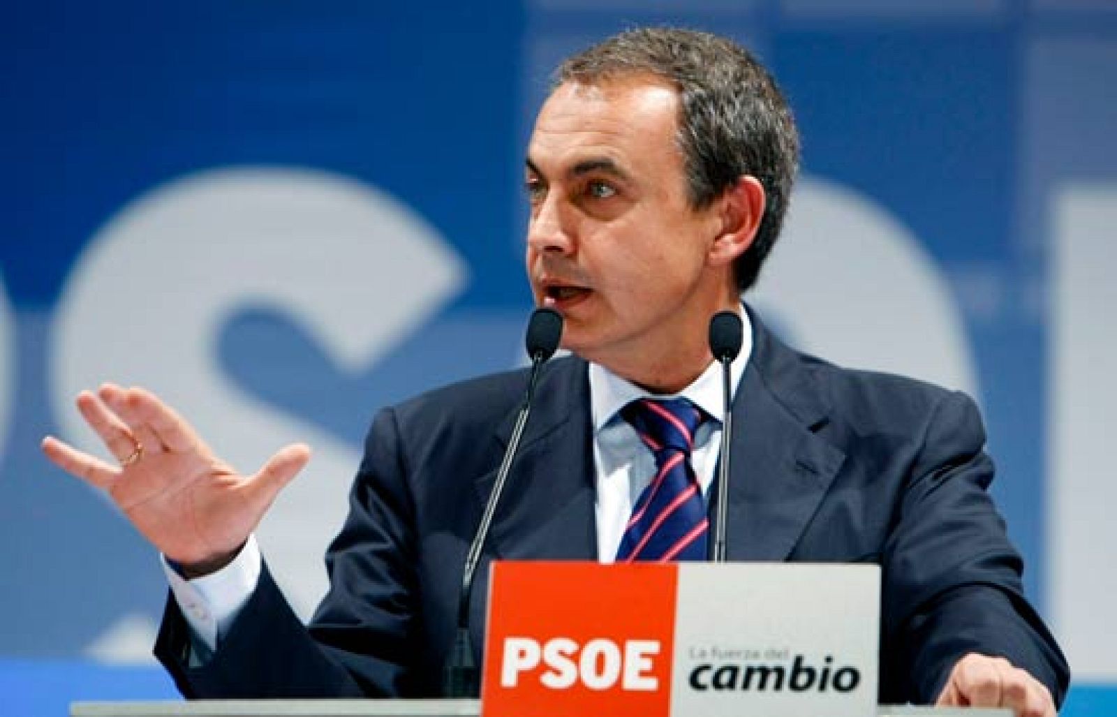 Zapatero repasa sus cien días de Gobierno | Ver