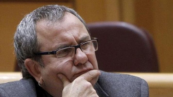 Informativo 24h - La Guardia Civil registra el despacho del senador EH Bildu Iñaki Goioaga