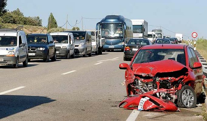  - La DGT pide más atención al volante