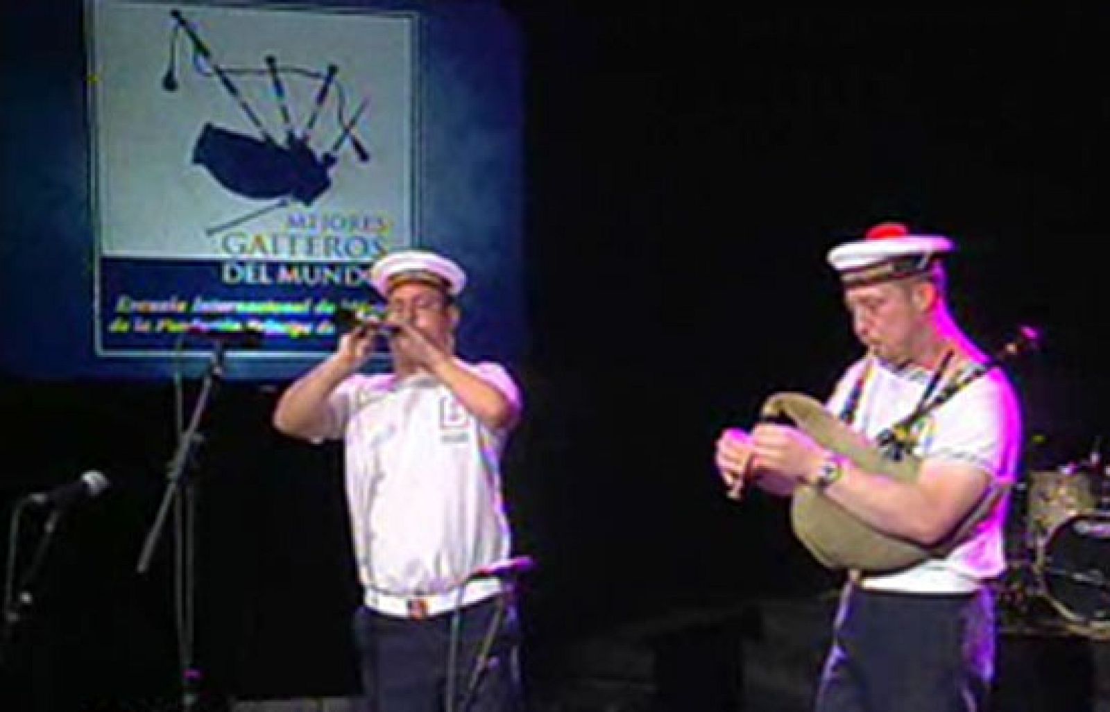 En Oviedo se reunieron los "Mejores gaiteros del mundo" | Ver