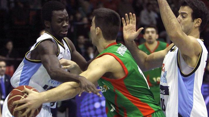 Baloncesto en RTVE - Cajasol 80 - Río Natura Monbus 71