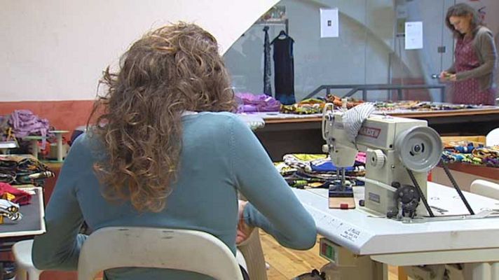 Telediario 1 - Un futuro para ellas