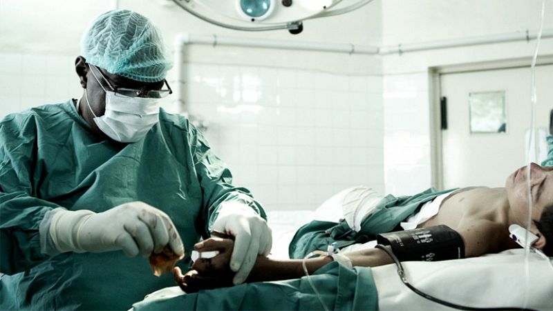 La Noche Temática - Ayuda humanitaria  - Avance - La noche temática | Ver