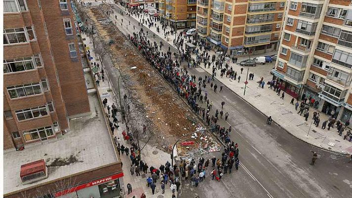 Los desayunos - Unos 200 vecinos vuelven a impedir las obras en el barrio de Gamonal, en Burgos