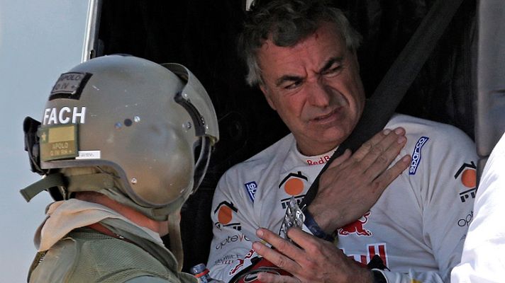 Telediario 1 - Carlos Sainz abandona el Dakar