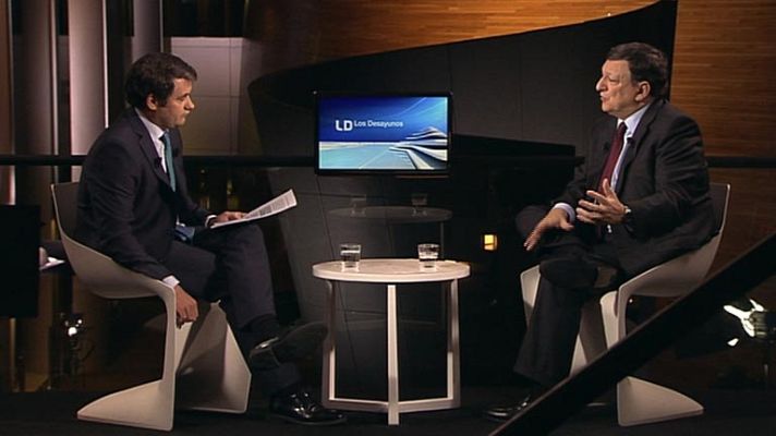 Los desayunos - Barroso felicita a los españoles y al Gobierno por sus "notables esfuerzos" para superar la crisis