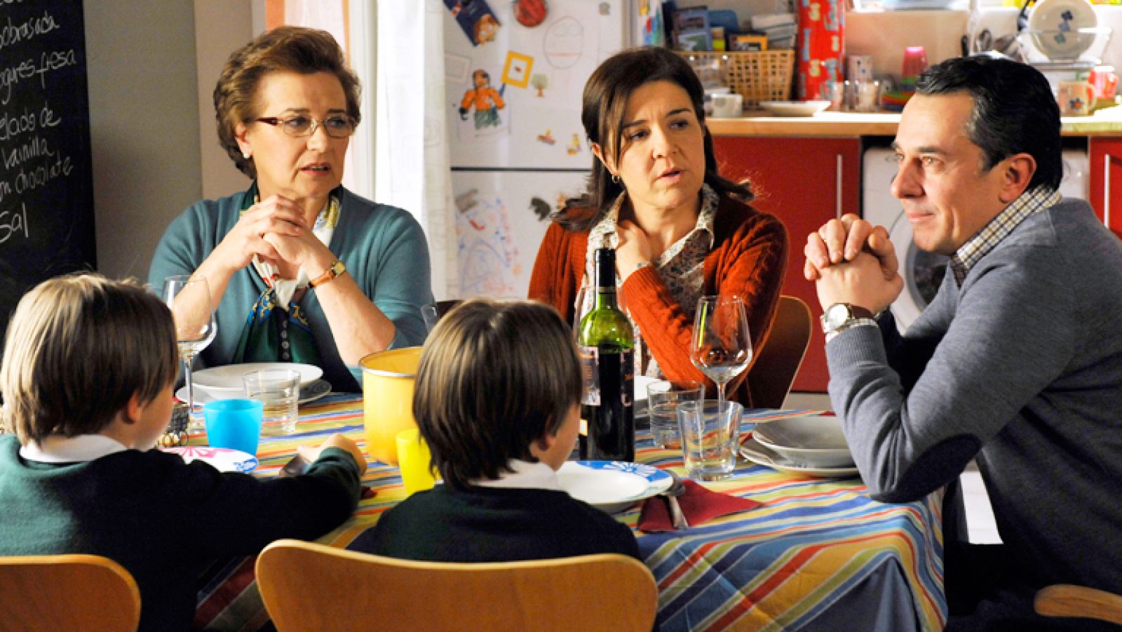 Los misterios de Laura - El resumen del capítulo 25 - Los misterios de Laura | Ver