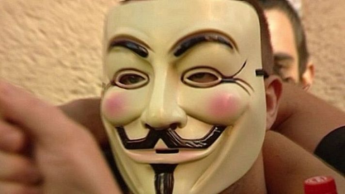 Universo UNED - Trabajo Social en tiempos de crisis