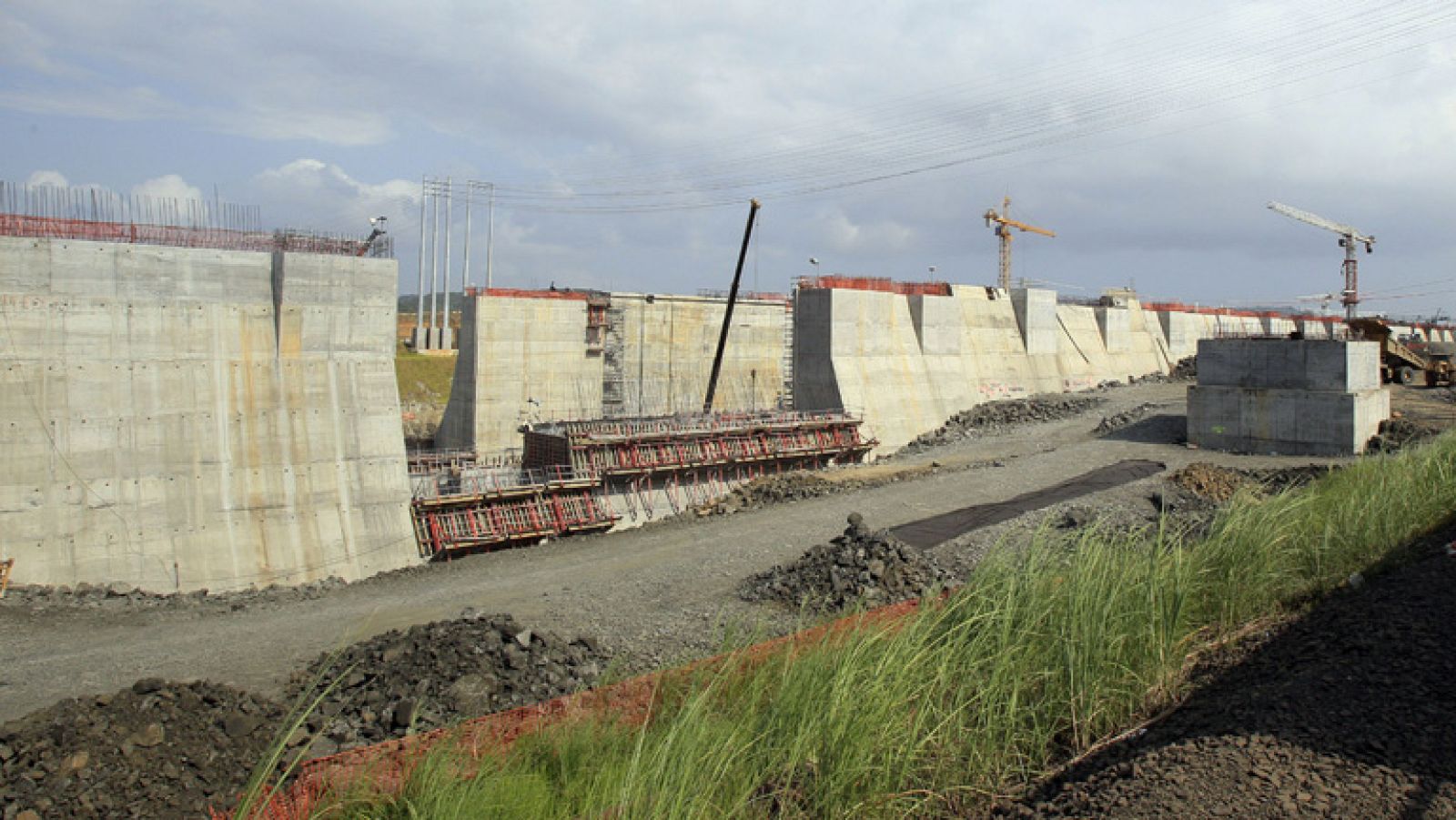 ¿Son inevitables los sobrecostes en las grandes infraestructuras?