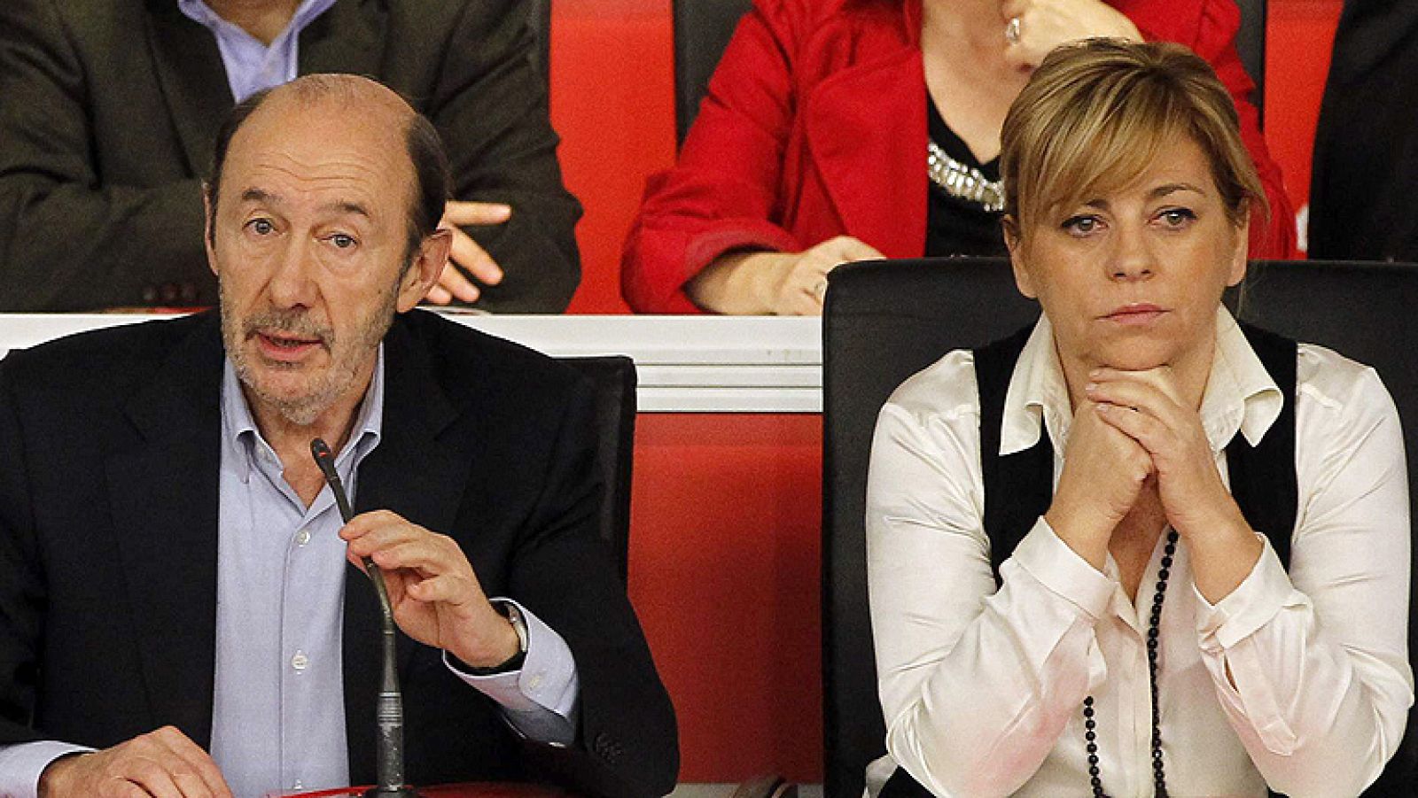 Rubalcaba propone celebrar las primarias en noviembre - Informativo 24h | Ver