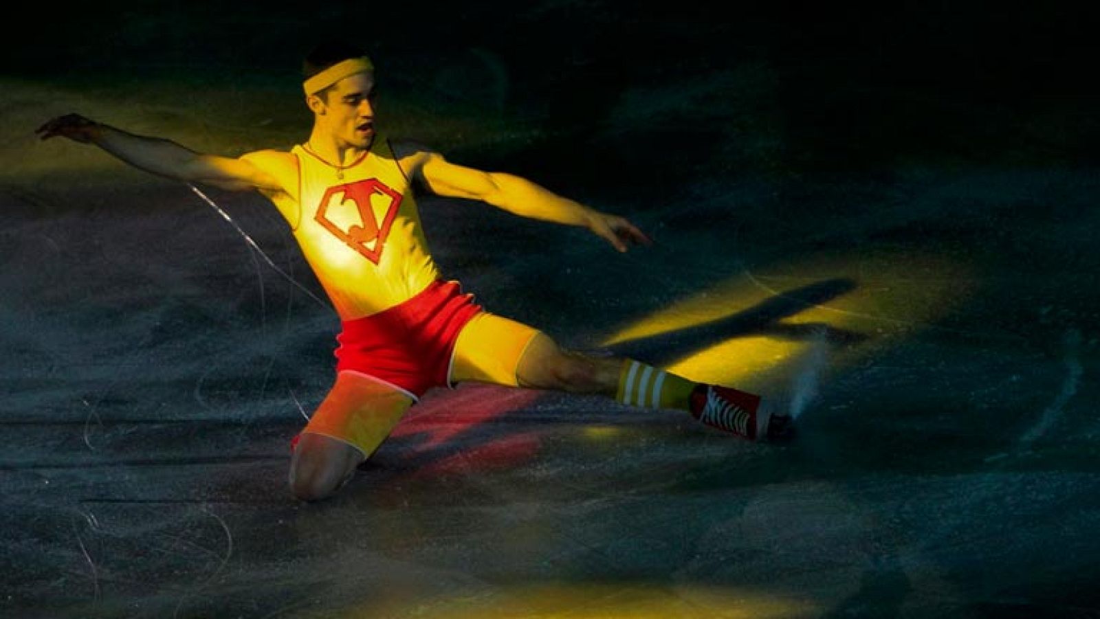 Javier Fernández, un Superman sobre hielo | Ver