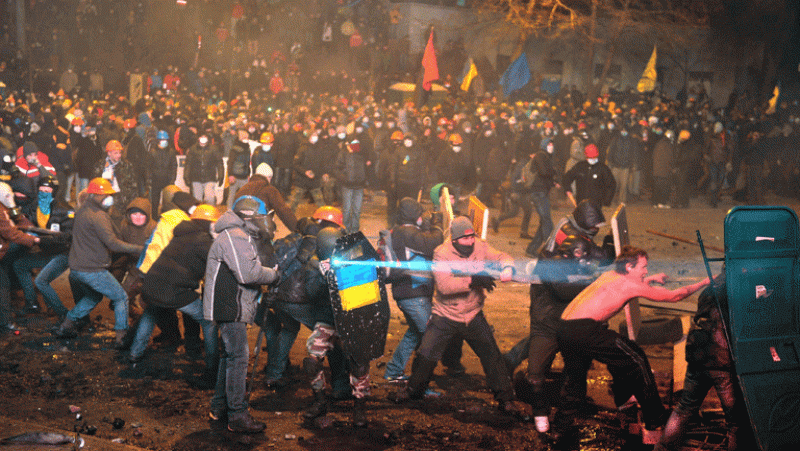 El presidente de Ucrania anuncia la creación de una comisión para atajar la crisis del país