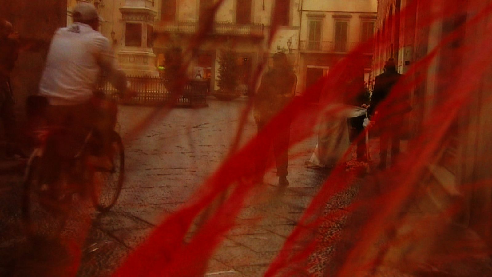 En Portada - La capital de los trapos -  Avance | Ver