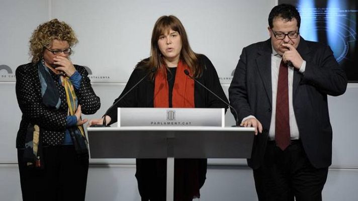 Telediario 1 - El PSC suspende a sus díscolos