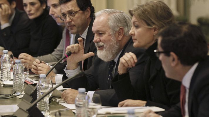 Telediario 1 - Agricultura exigirá una actividad significativa para poder cobrar las ayudas de la PAC