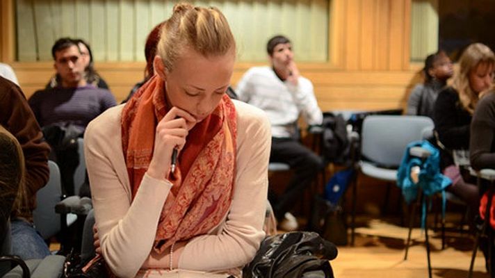 Telediario 1 - Becas Erasmus Plus para españoles