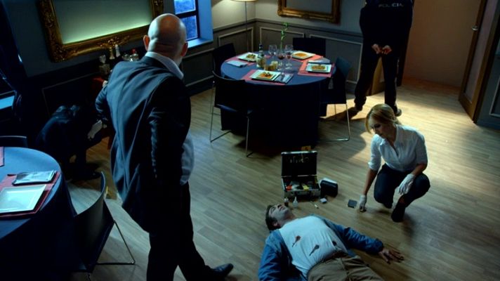 Se hace saber - Un cadáver muy bailongo