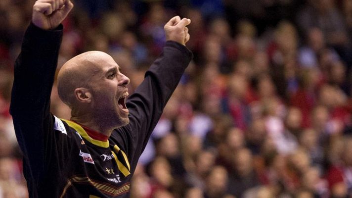 Telediario 1 - José Manuel Sierra y Gonzalo Pérez, el muro de los 'Hispanos'