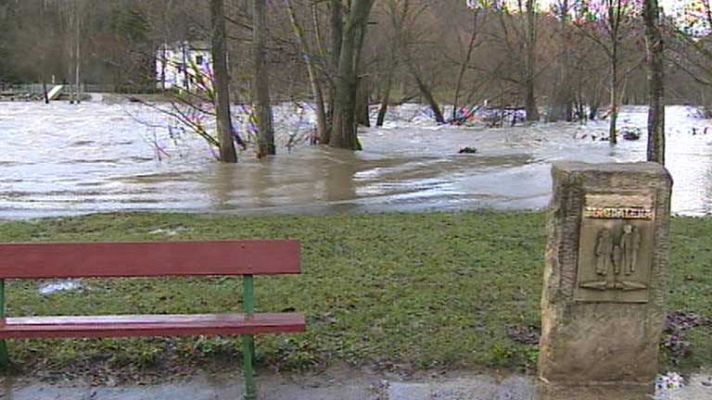 Telediario 1 - Alerta por viento y lluvias
