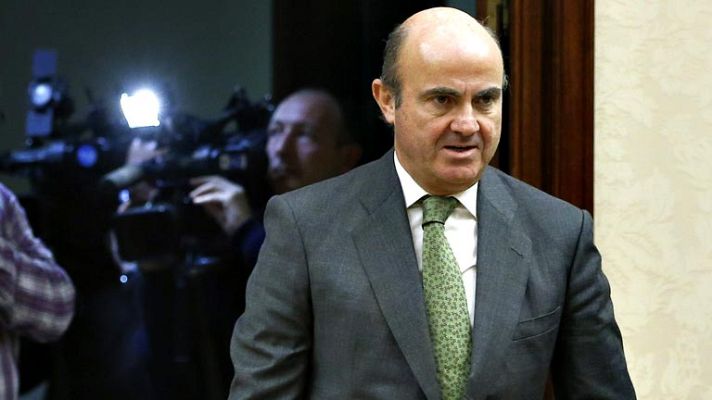  - De Guindos se enfada con la prensa