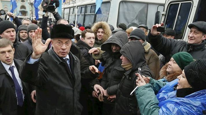 Informativo 24h - Dimite primer ministro ucraniano