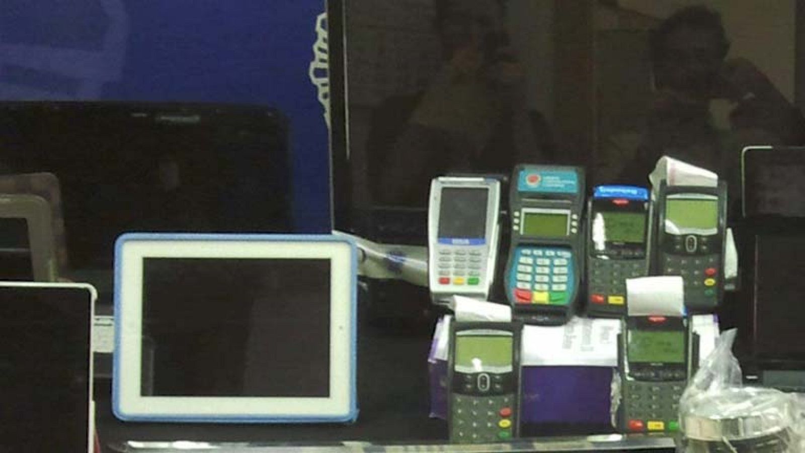 La Agencia Española de Protección de Datos recomienda borrar los datos de los teléfonos antes de deshacernos de ellos