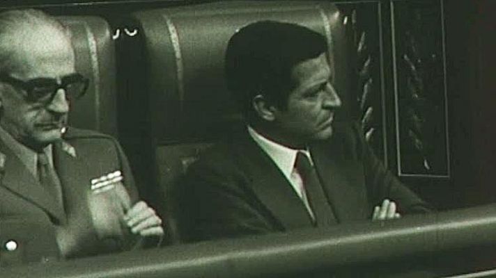 Fue noticia en el Archivo de RTVE - No-Do: El proyecto de Ley para la Reforma Política (1977)