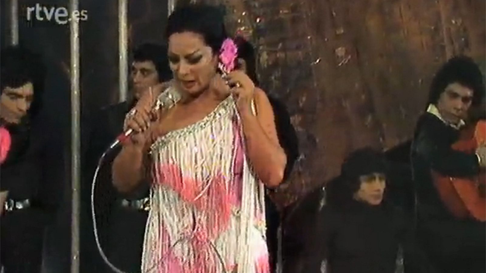 Imprescindibles - El famoso pendiente de Lola Flores