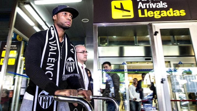 El equipo 'che' ha sido el agitador del mercado antes del cierre gracias a sus fichajes (Vargas y Keita) y sus ventas (Canales, Guardado y Postiga. El Levante se ha hecho con los servicios del delantero Víctor Casadesús.