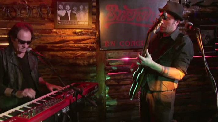 Atención obras - Así suena Burning en acústico