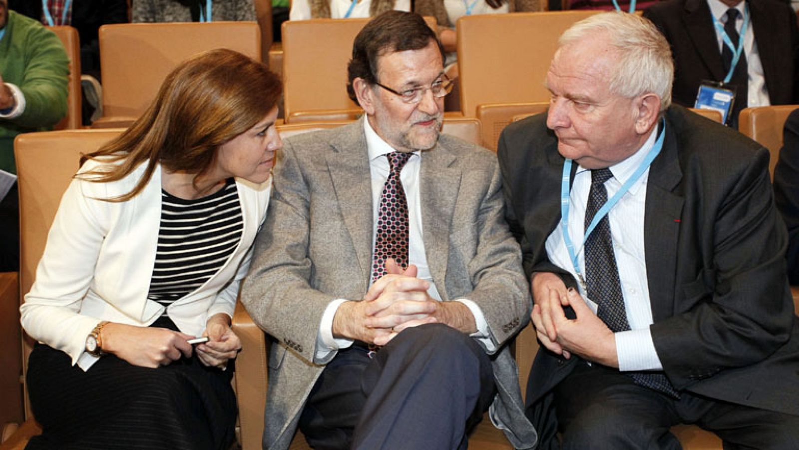 Rajoy anuncia "bajadas sucesivas de impuestos" a partir de 2015 | Ver