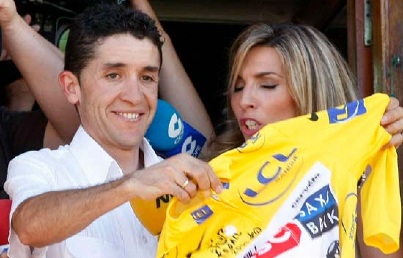 Carlos Sastre es entrevistado en el Telediario | Ver