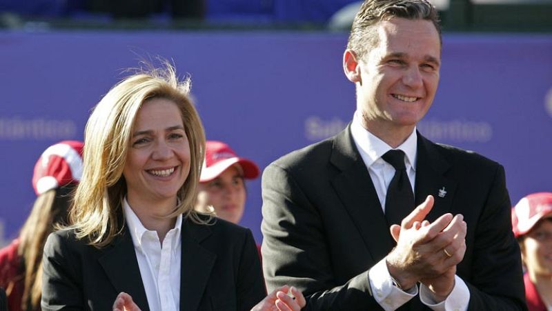 La infanta Cristina e Iñaki Urdangarin preparan juntos en Barcelona la declaración judicial - Informativo 24h | Ver