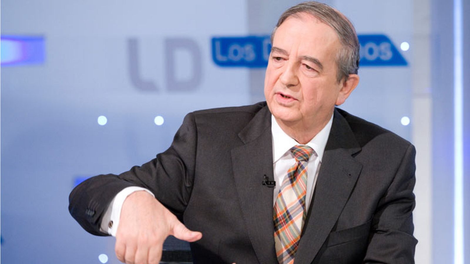 Iñaki Anasagasti: "Los expresidentes son jarrones chinos, valiosos pero no se sabe dónde colocarlos"