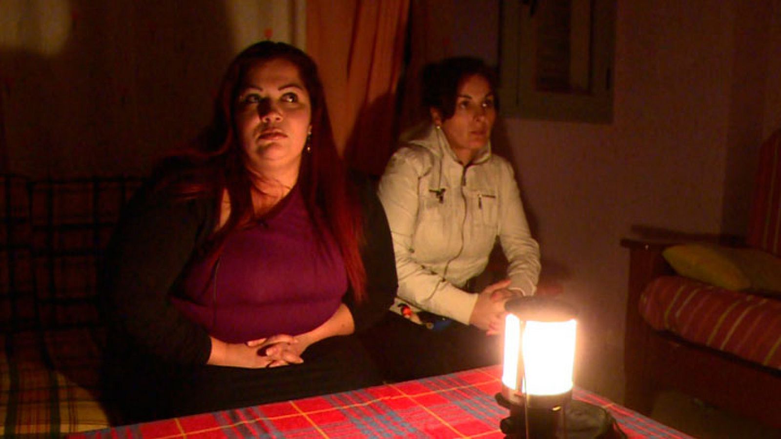 Repor - A dos velas - Avance