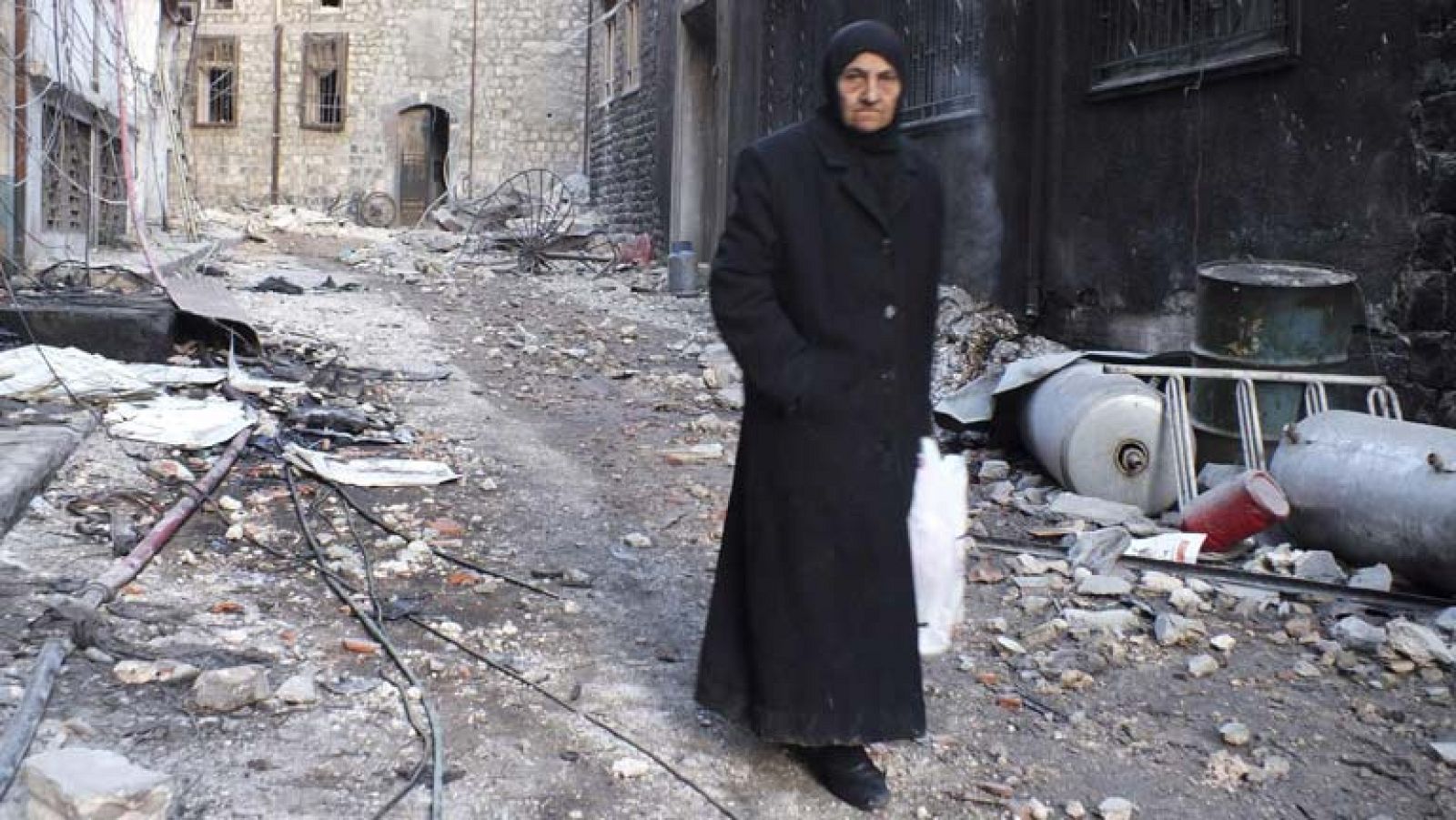 Comienza la evacuación de civiles del casco viejo de Homs, en Siria