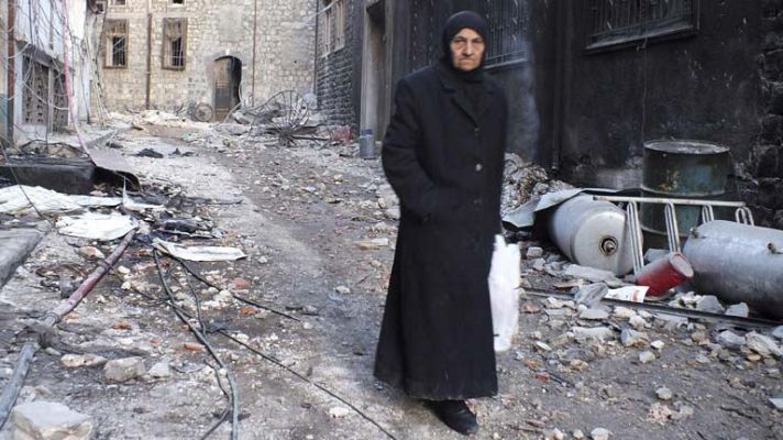 Telediario 1 - Evacuación civiles de Homs