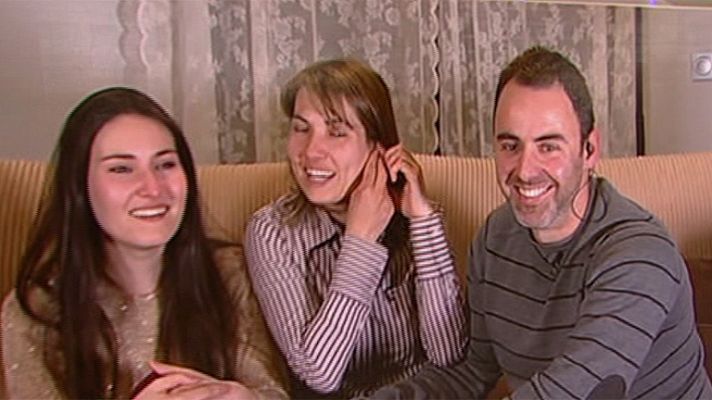 Entre todos - Consiguen 45.000 euros para su hija