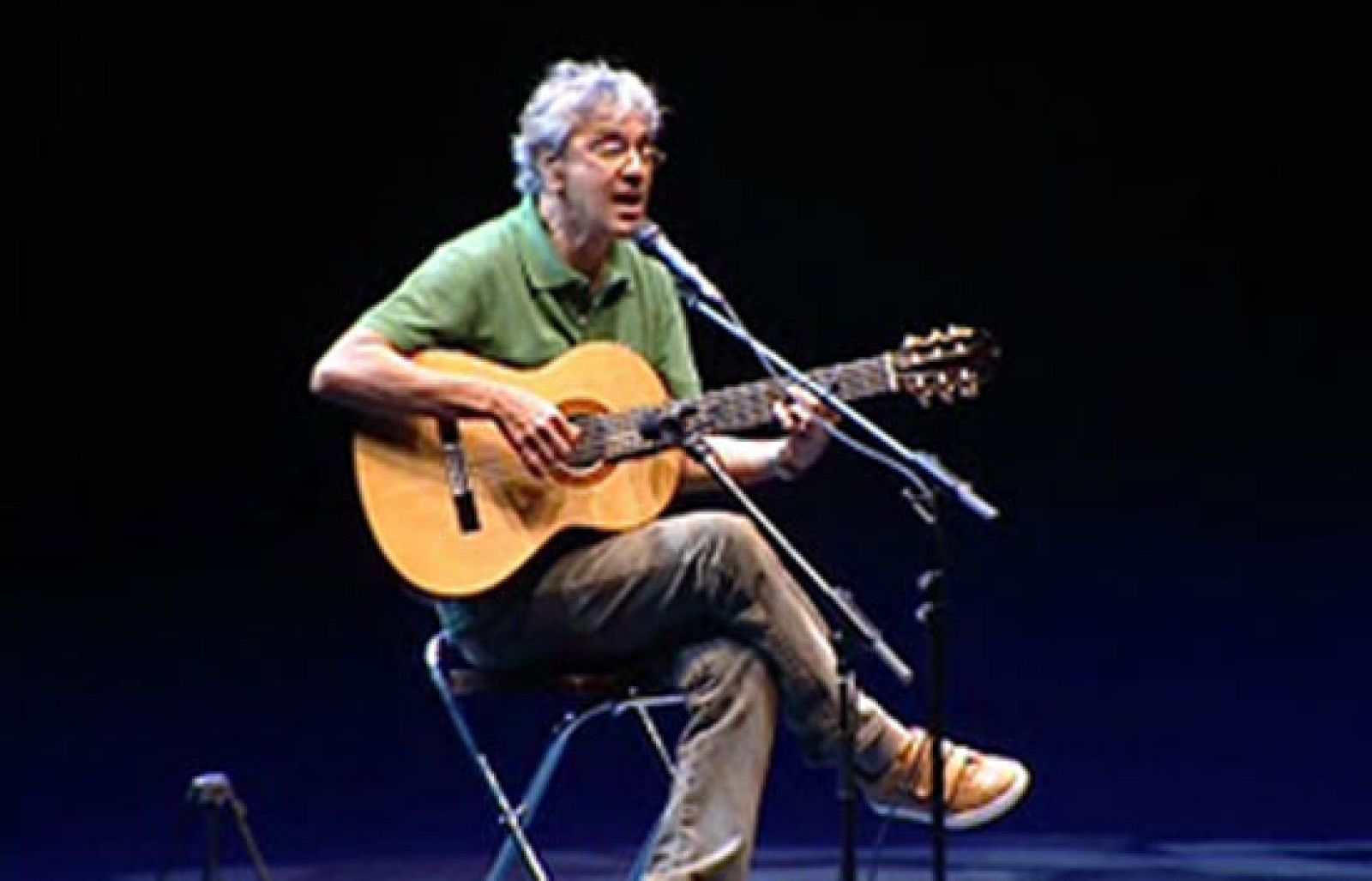 Caetano Veloso cautiva al público | Ver